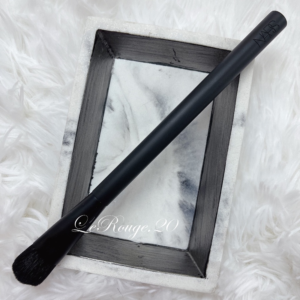 Nars #41 Diffusing eyeshadow Brush